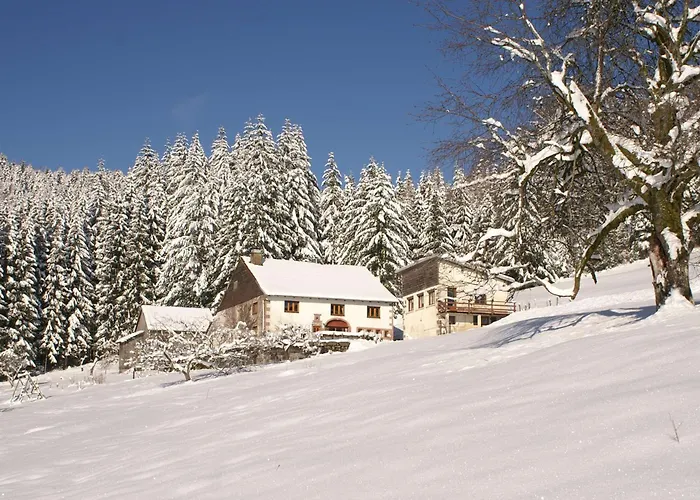 Blanche-roche, Et Table D'hotes Au Calme 3*