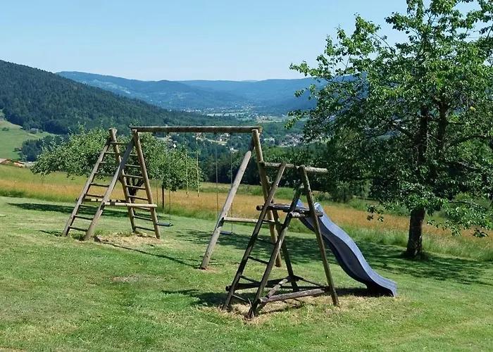 Blanche-roche, Et Table D'hotes Au Calme 住宿加早餐酒店